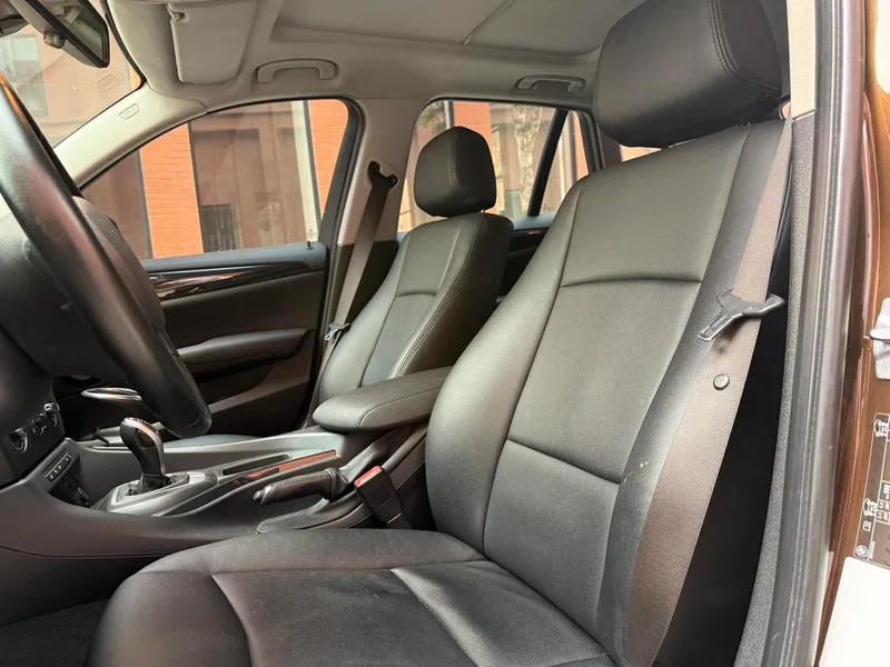 BMW X1 2015 sDrive18i Version améliorée de la mode intérieur photo 14