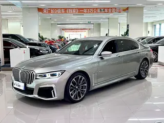 BMW 7 Series 2019 Restyling 740Li Premium Class M Sports suit exterior photo 1