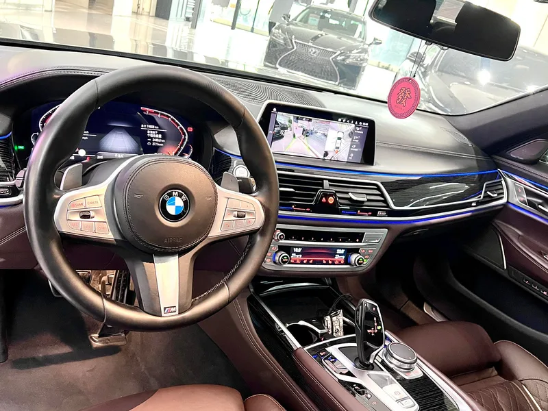 BMW 7 Series 2019 Restyling 740Li Premium Class M Sports suit exterior photo 5
