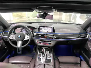 BMW 7 Series 2019 Restyling 740Li Premium Class M Sports suit interior photo 7