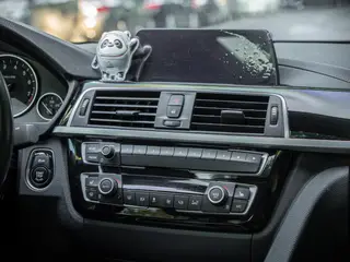BMW 3 Series 2018 320Li Fashionable interior photo 8