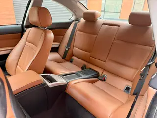 BMW 3 Series 2010 320i Luxury type interior photo 9