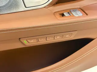 BMW 7 Series 2018 M760Li xDrive interior photo 19
