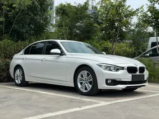 BMW 3 Series 2017 320Li Fashionable exterior photo 3