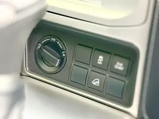 Toyota Prado 2018 3.5L Automatic TX-L interior photo 15