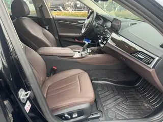 BMW 5 Series 2019 Restyling 525Li Luxury Set interior photo 11