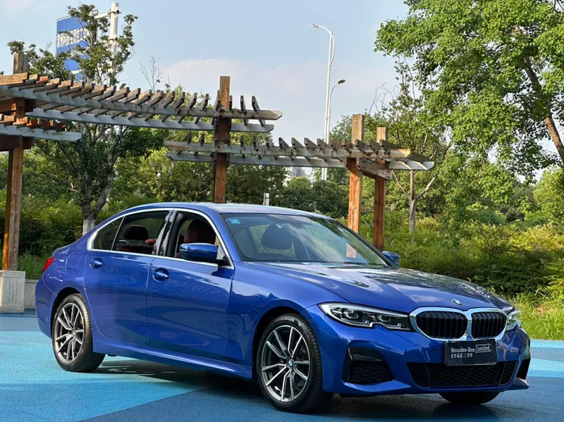 BMW 3 Series 2021 Second change 320i Sports suit exterior photo 3
