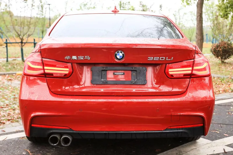 BMW 3 Series 2019 320Li M Luxury Set exterior photo 4