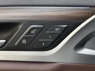 BMW X3 2019 xDrive28i Luxury Set interior photo 9