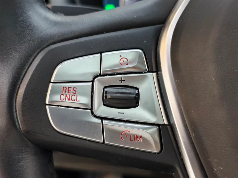 BMW X3 2019 xDrive28i Luxury Set interior photo 10