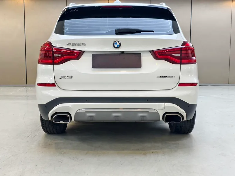 BMW X3 2019 xDrive28i Luxury Set interior photo 16