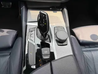 BMW 5 Series 2018 525i M Ensemble de sport extérieur photo 6