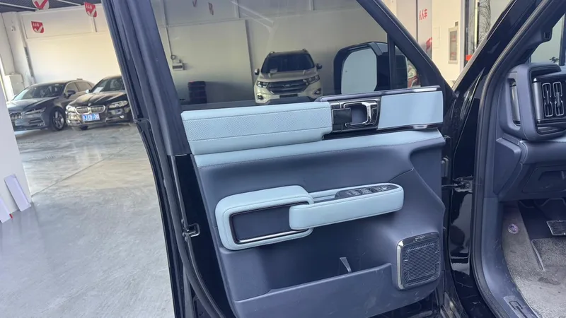Fangchengbao Leopard 5 2025 125KM God Zhijia Max version interior photo 16