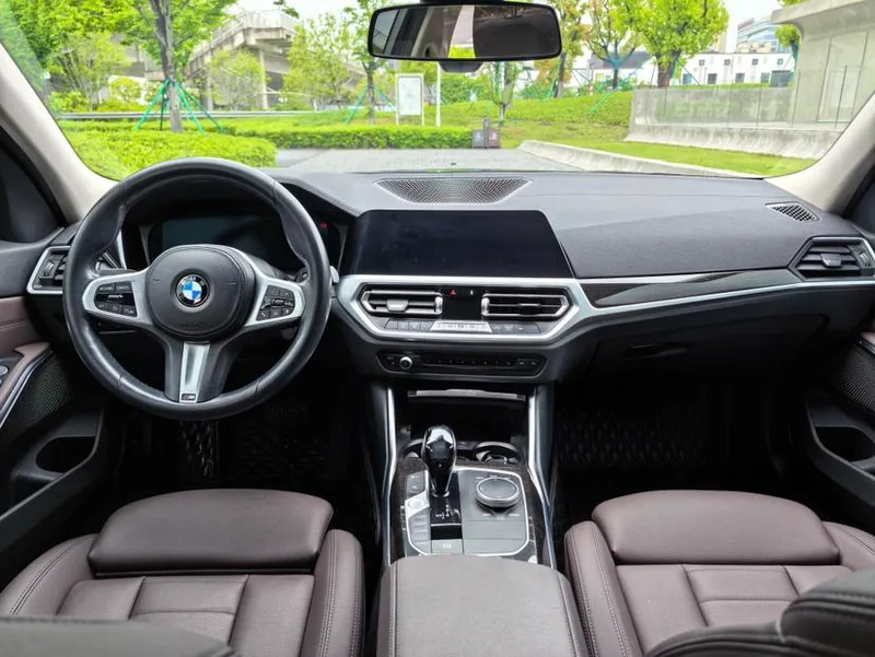 BMW 3 Series 2021 325Li M Sports suit exterior photo 5