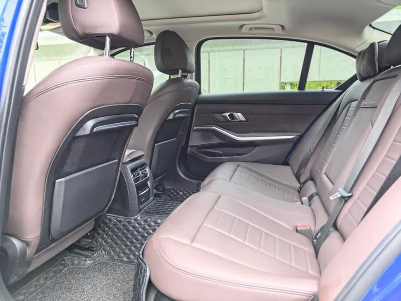 BMW 3 Series 2021 325Li M Sports suit exterior photo 6