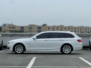 BMW 5 Series 2012 530i Leading Type Travel version exterior photo 2