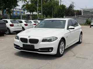 BMW 5 Series 2014 520Li Элегантный стиль