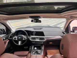 BMW X5 2019 xDrive40i M Sports suit interior photo 15