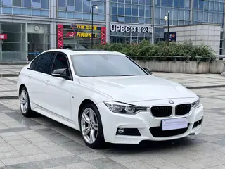 BMW 3 Series 2019 320Li M Sports suit exterior photo 3
