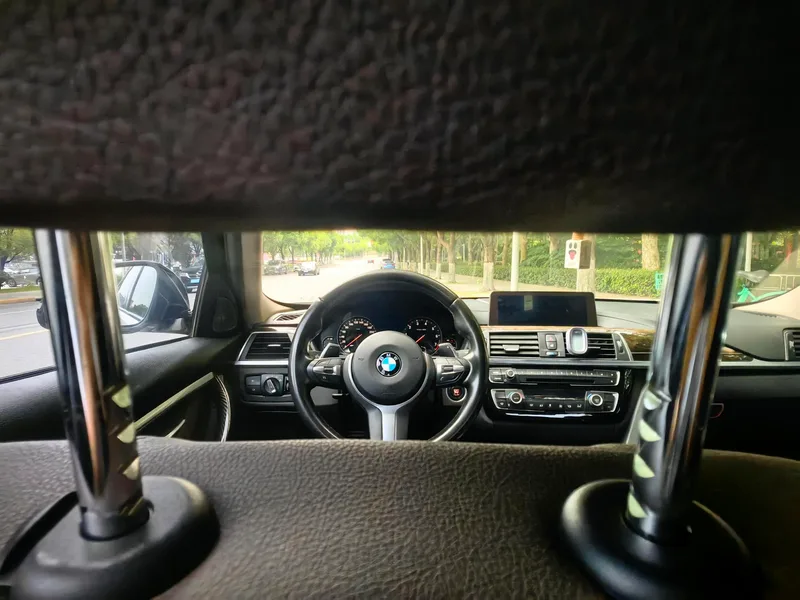 BMW 3 Series 2018 320Li M Édition de nuit sportive Yao intérieur photo 13