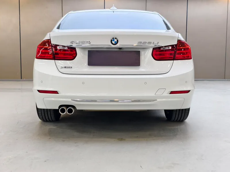 BMW 3 Series 2014 328Li Ensemble de design de luxe intérieur photo 19