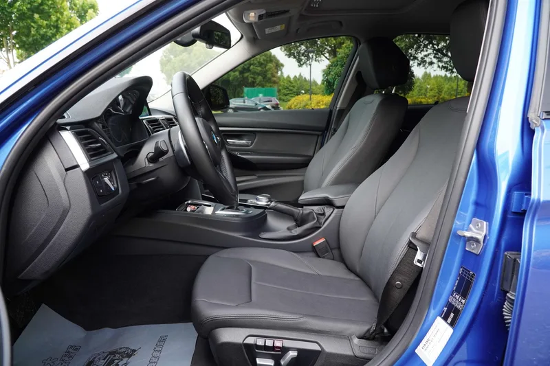 BMW 3 Series 2017 320Li M Sporty exterior photo 6