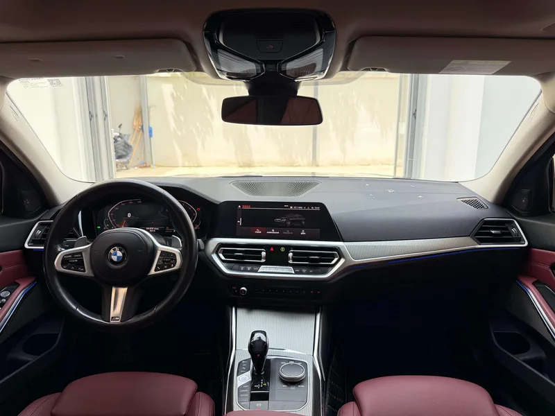 BMW 3 Series 2021 Restyling 325Li M Sports Night Suit interior photo 17