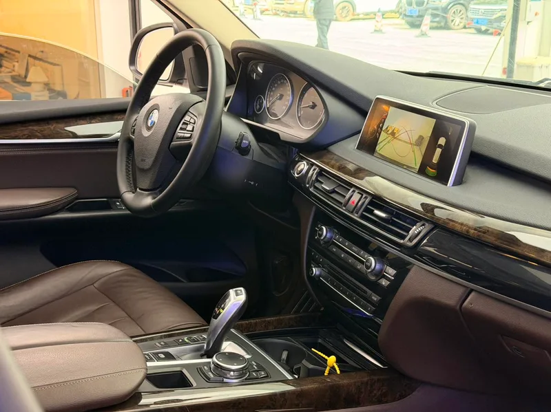 BMW X5 2015 xDrive35i China Limited Edition interior photo 15