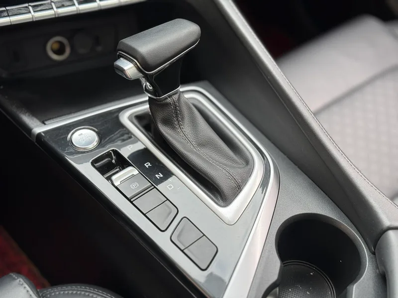 Changan Eado 2021 PLUS 1.6L GDI CVT De élite interior foto 11