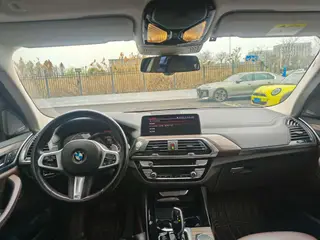 BMW X3 2020 xDrive28i M Sports suit interior photo 6