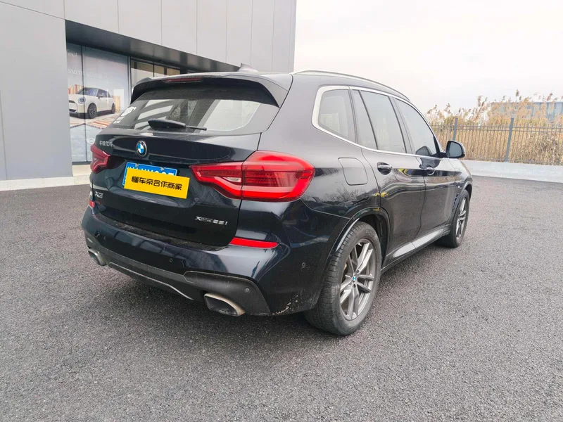 BMW X3 2020 xDrive28i M Sports suit interior photo 9