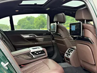 BMW 7 Series 2019 Reforma 740Li Tipo de lujo M Conjunto deportivo interior foto 14