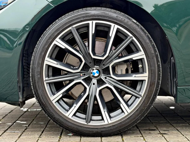 BMW 7 Series 2019 Reforma 740Li Tipo de lujo M Conjunto deportivo interior foto 16