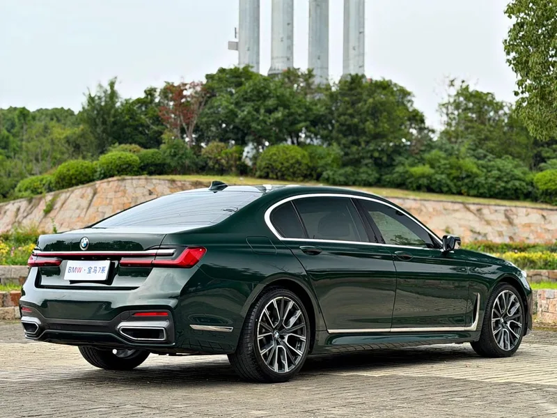 BMW 7 Series 2019 Reforma 740Li Tipo de lujo M Conjunto deportivo interior foto 20
