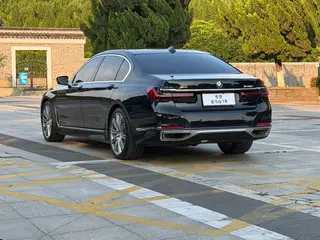 BMW 7 Series 2019 Restyling 740Li xDrive Administrative Luxury Set interior photo 7