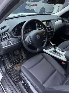 BMW X3 2016 sDrive20i interior photo 9