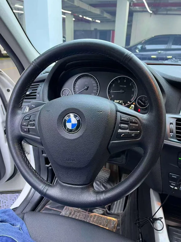 BMW X3 2016 sDrive20i interior photo 14