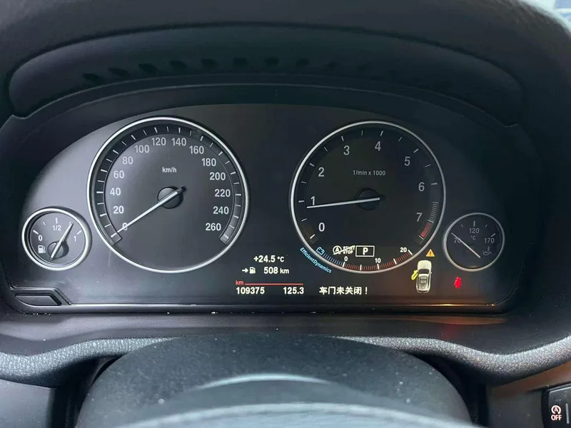 BMW X3 2016 sDrive20i interior photo 15