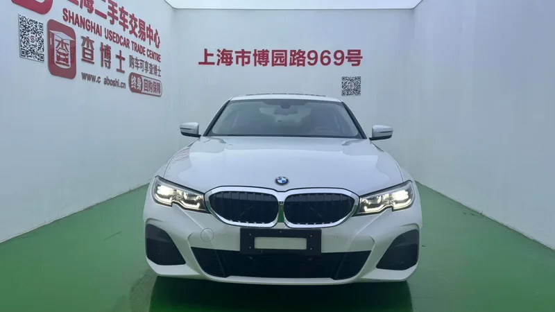 BMW 3 Series 2022 320Li M Sports suit exterior photo 2