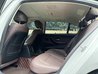 BMW 3 Series 2019 320Li M Conjunto deportivo interior foto 10