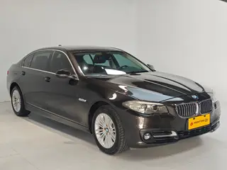 BMW 5 Series 2014 525Li Leading Type exterior photo 3