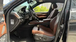 BMW X6 2018 xDrive35i M Sport Luxury Model interior photo 11