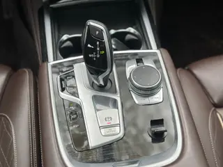 BMW 7 Series 2019 740Li Type de luxe M Ensemble de sport extérieur photo 8