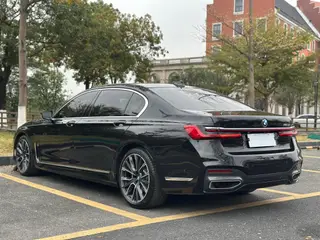 BMW 7 Series 2019 740Li Type de luxe M Ensemble de sport intérieur photo 13
