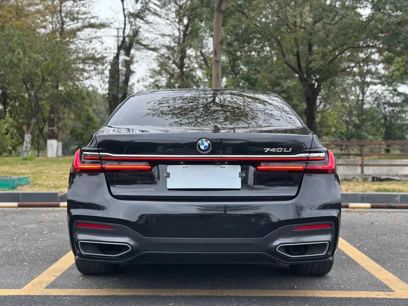 BMW 7 Series 2019 740Li Type de luxe M Ensemble de sport intérieur photo 14