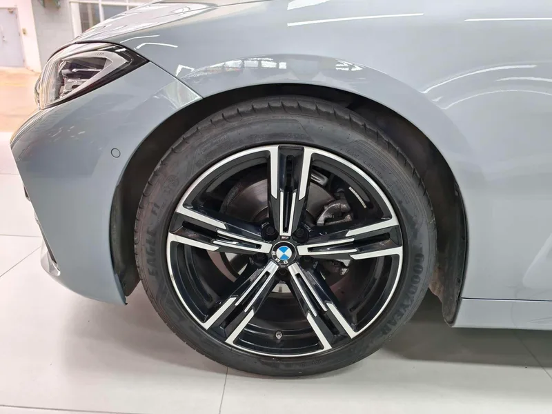 BMW 4 Series 2023 425i M Sports suit exterior photo 4