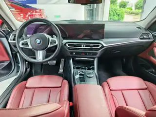 BMW 4 Series 2023 425i M Sports suit interior photo 8