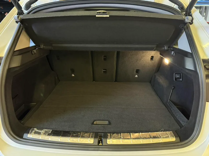 BMW X1 2018 sDrive20Li Leader intérieur photo 13