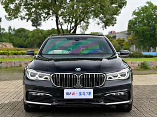 BMW 7 Series 2016 750Li xDrive Five-seater version exterior photo 2