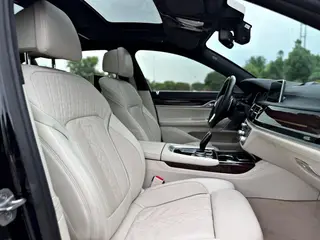 BMW 7 Series 2016 750Li xDrive Five-seater version interior photo 14